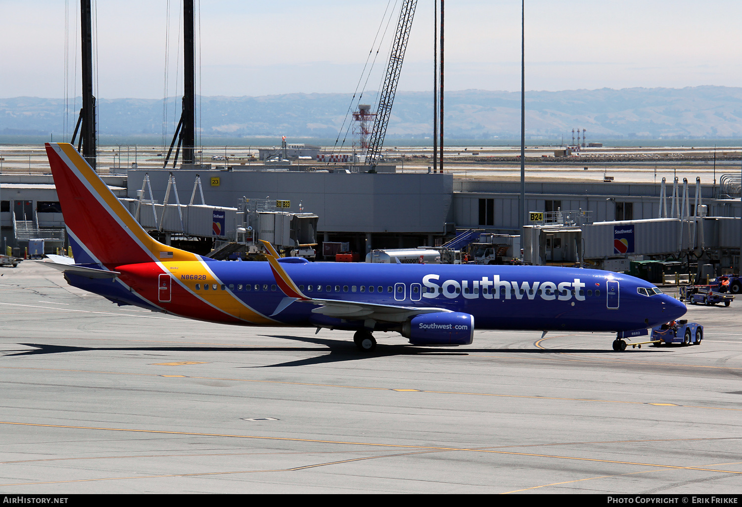 Aircraft Photo of N8682B | Boeing 737-8H4 | Southwest Airlines | AirHistory.net #349144