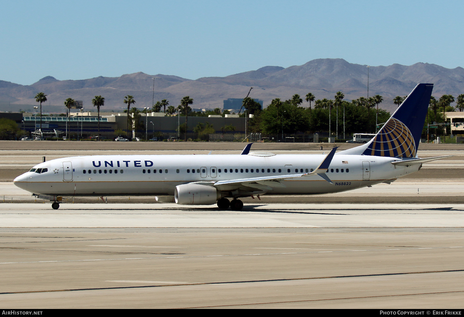 Aircraft Photo of N68822 | Boeing 737-924/ER | United Airlines | AirHistory.net #349160