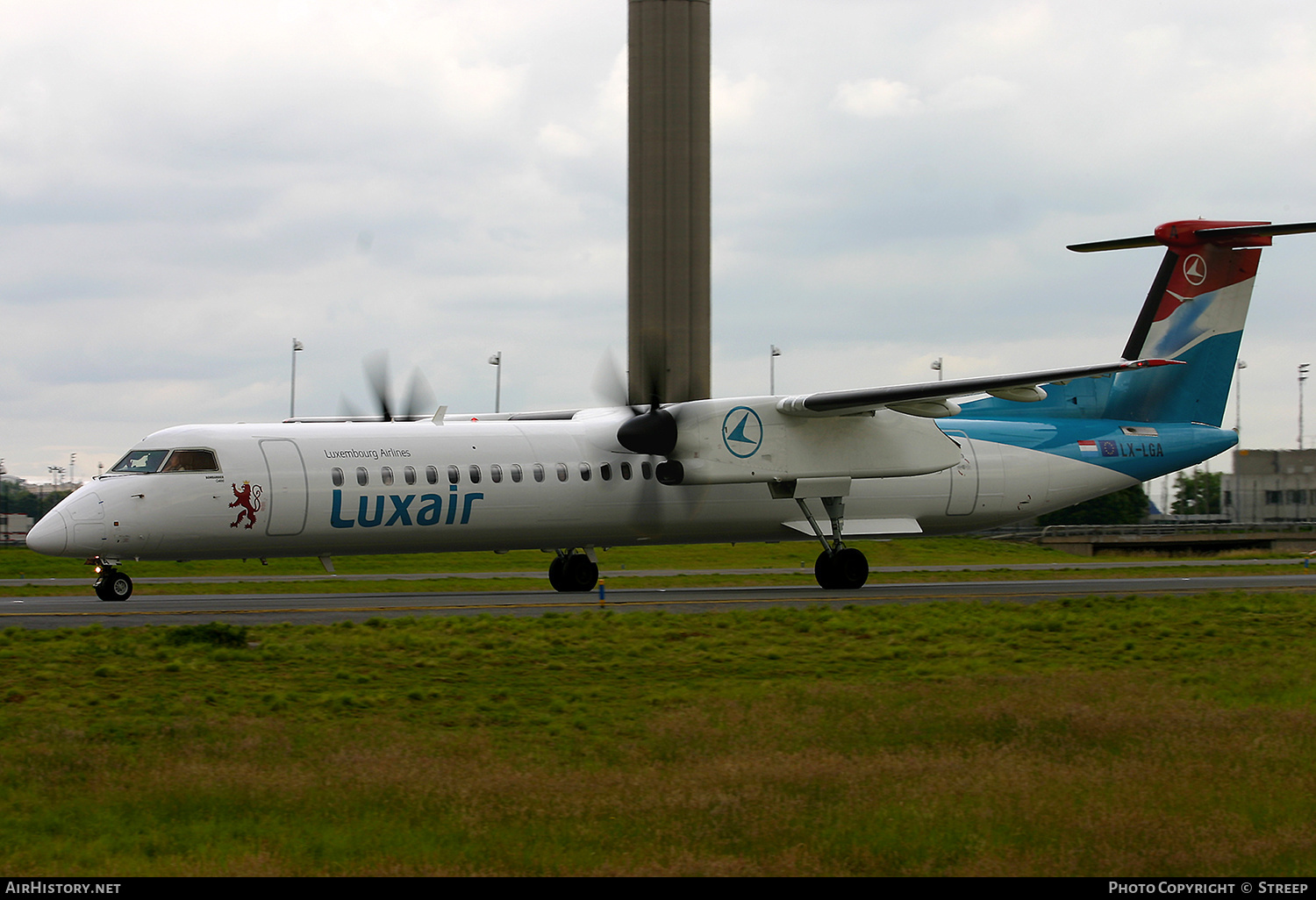 Aircraft Photo of LX-LGA | Bombardier DHC-8-402 Dash 8 | Luxair | AirHistory.net #349191