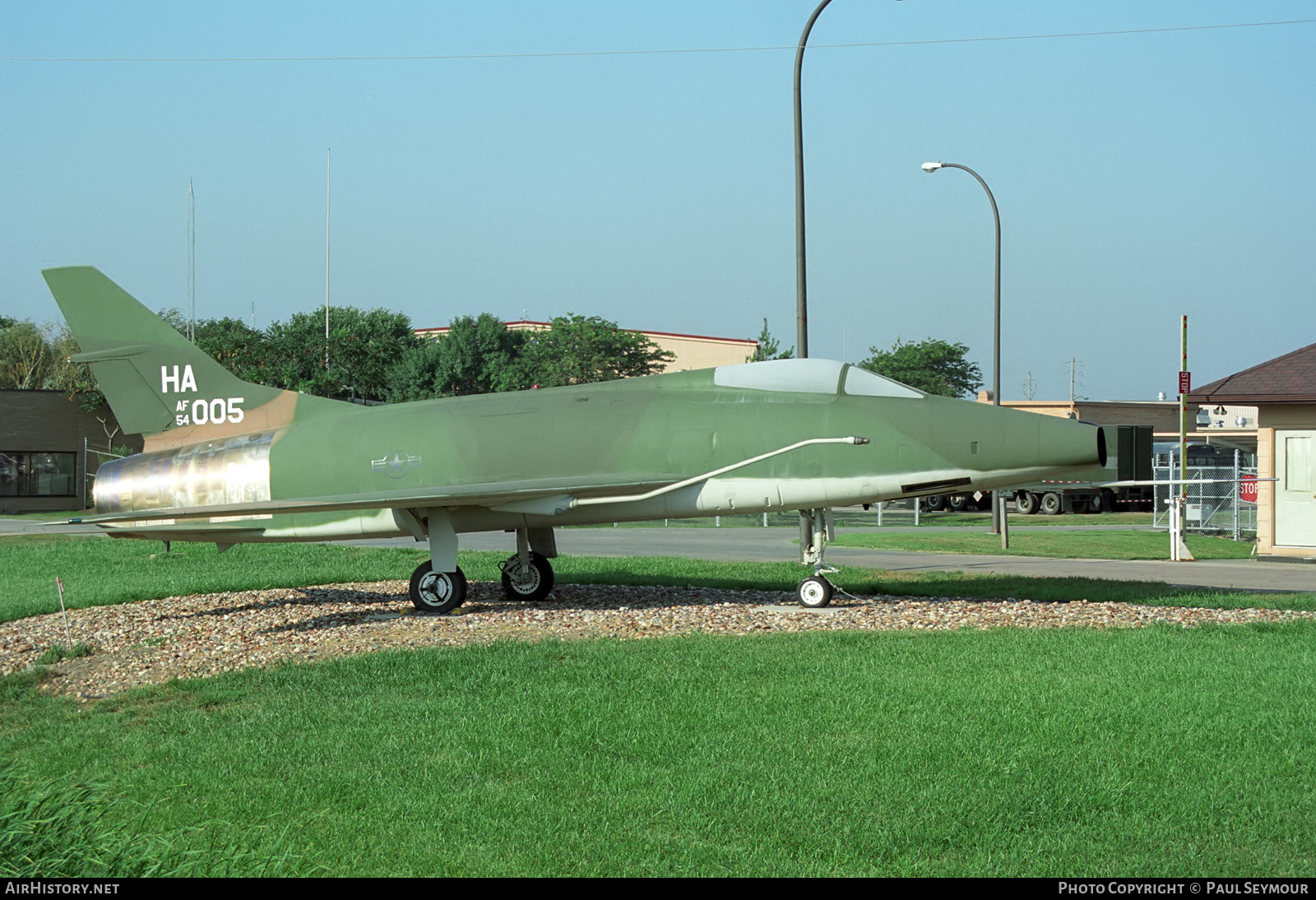 Aircraft Photo of 54-2005 / AF54-005 | North American F-100D Super Sabre | USA - Air Force | AirHistory.net #349264