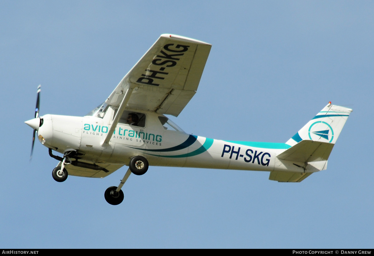 Aircraft Photo of PH-SKG | Cessna 152 | Avion Training | AirHistory.net #349322