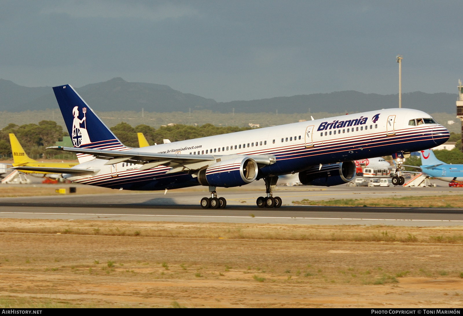 Aircraft Photo of G-BYAY | Boeing 757-204 | Britannia Airways | AirHistory.net #349449