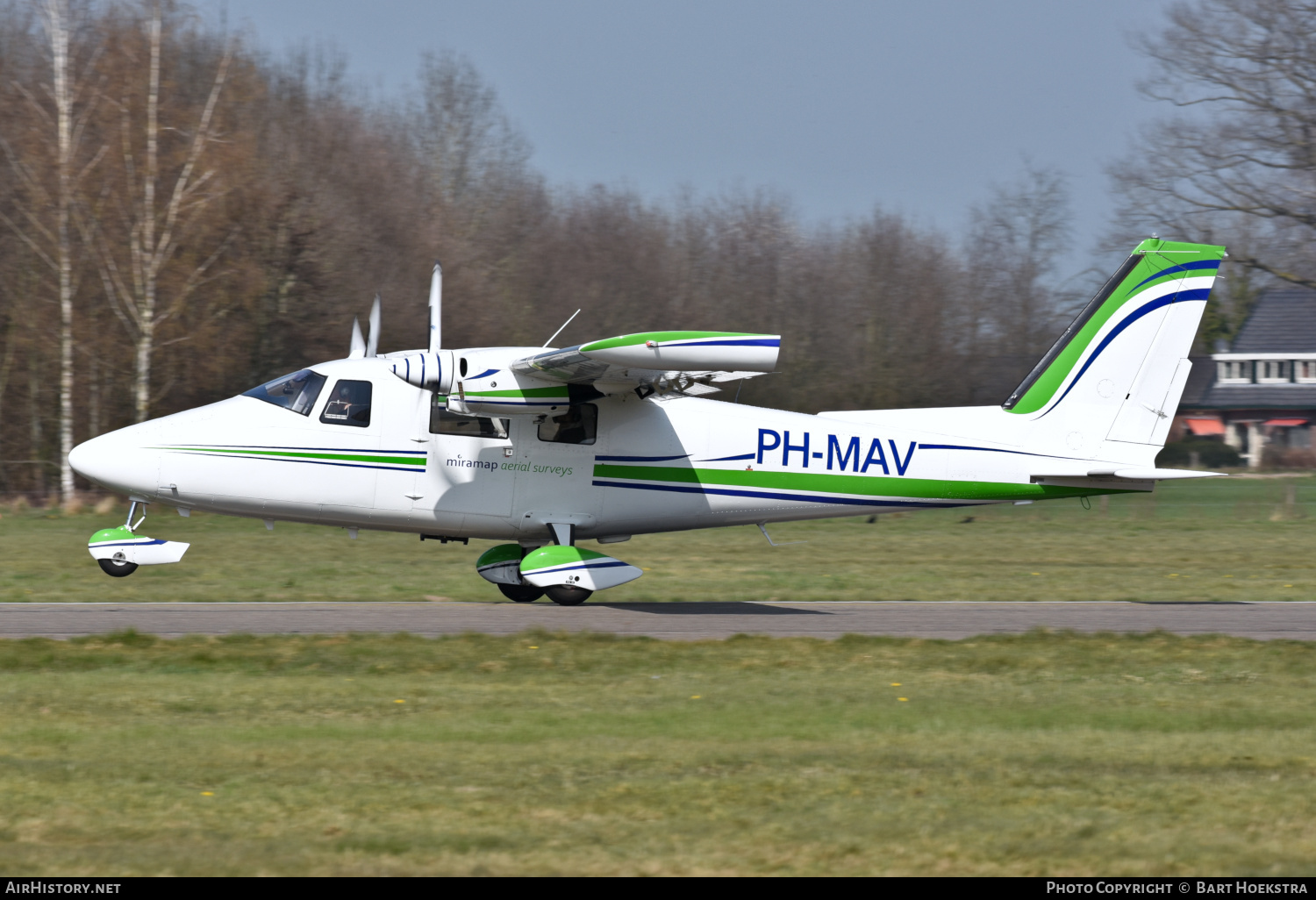 Aircraft Photo of PH-MAV | Partenavia P-68C | Miramap Aerial Surveys | AirHistory.net #349467