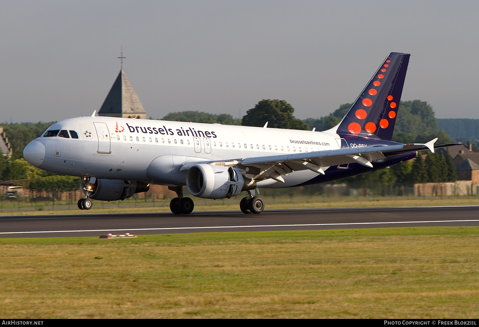Aircraft Photo of OO-SSV | Airbus A319-111 | Brussels Airlines | AirHistory.net #349659