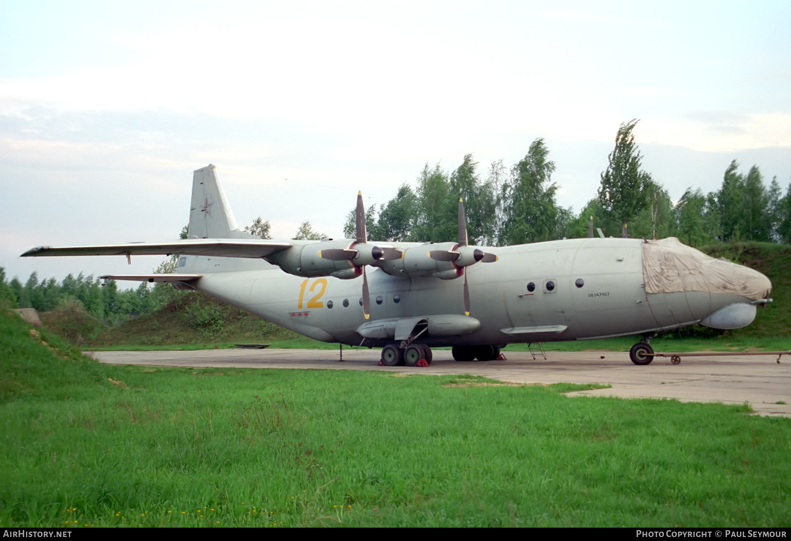 Aircraft Photo of 12 yellow | Antonov An-12BK | Belarus - Air Force | AirHistory.net #349763