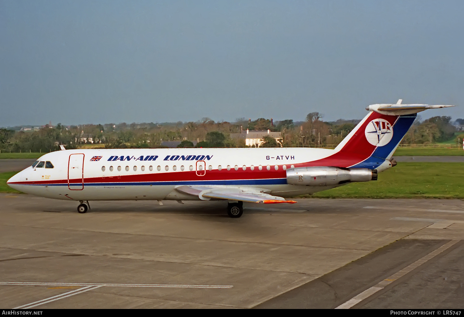 Aircraft Photo of G-ATVH | BAC 111-207AJ One-Eleven | Dan-Air London | AirHistory.net #349802