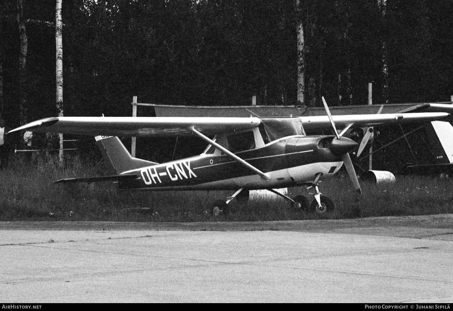 Aircraft Photo of OH-CNX | Cessna 150J Super | AirHistory.net #349814