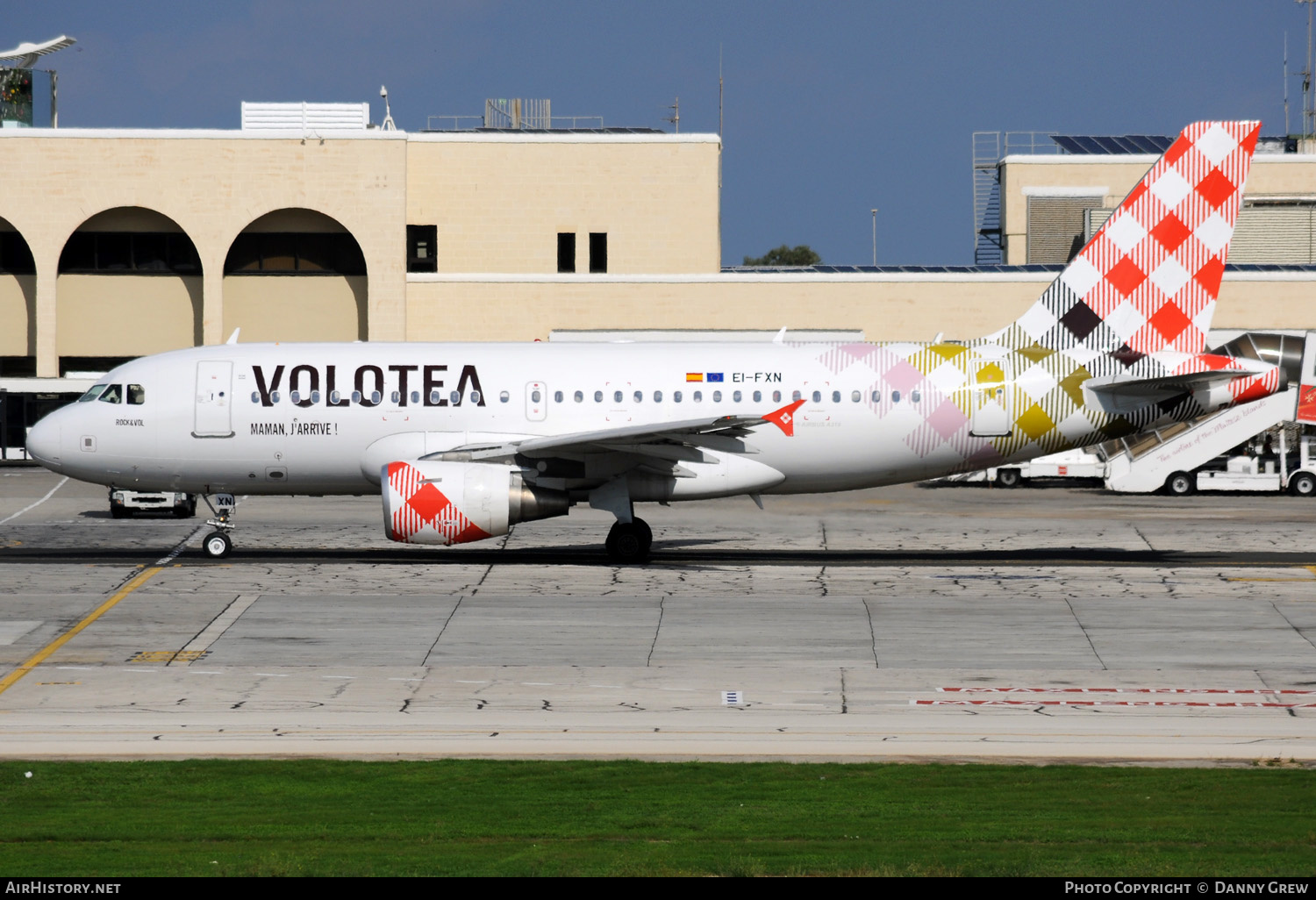 Aircraft Photo of EI-FXN | Airbus A319-111 | Volotea | AirHistory.net #349878