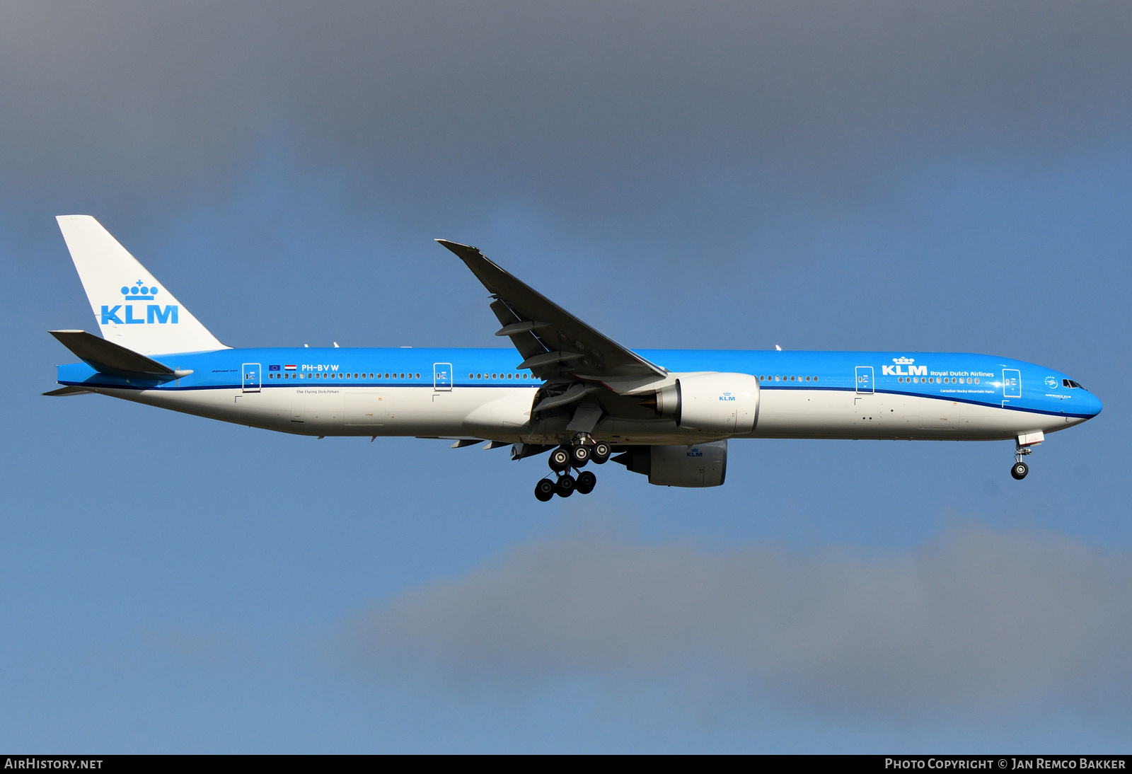 Aircraft Photo of PH-BVW | Boeing 777-300/ER | KLM - Royal Dutch Airlines | AirHistory.net #350223