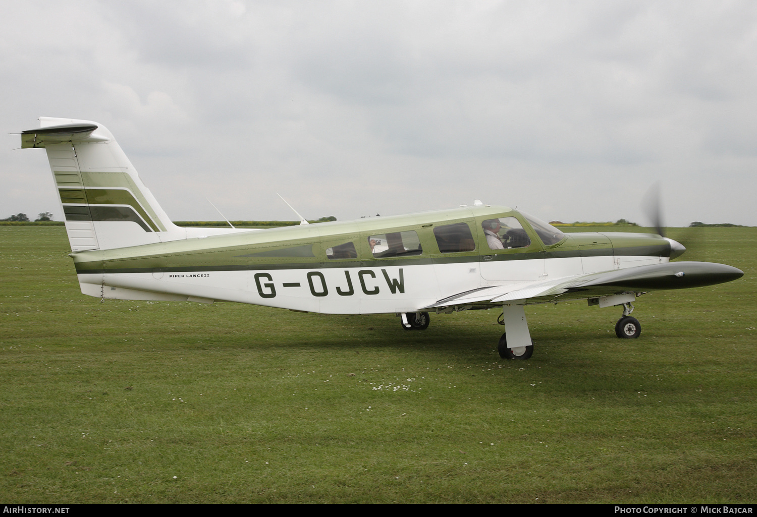 Aircraft Photo of G-OJCW | Piper PA-32RT-300 Lance II | AirHistory.net #350265