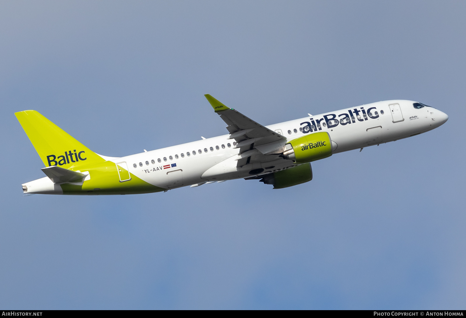 Aircraft Photo of YL-AAV | Airbus A220-371 (BD-500-1A11) | AirBaltic | AirHistory.net #350336