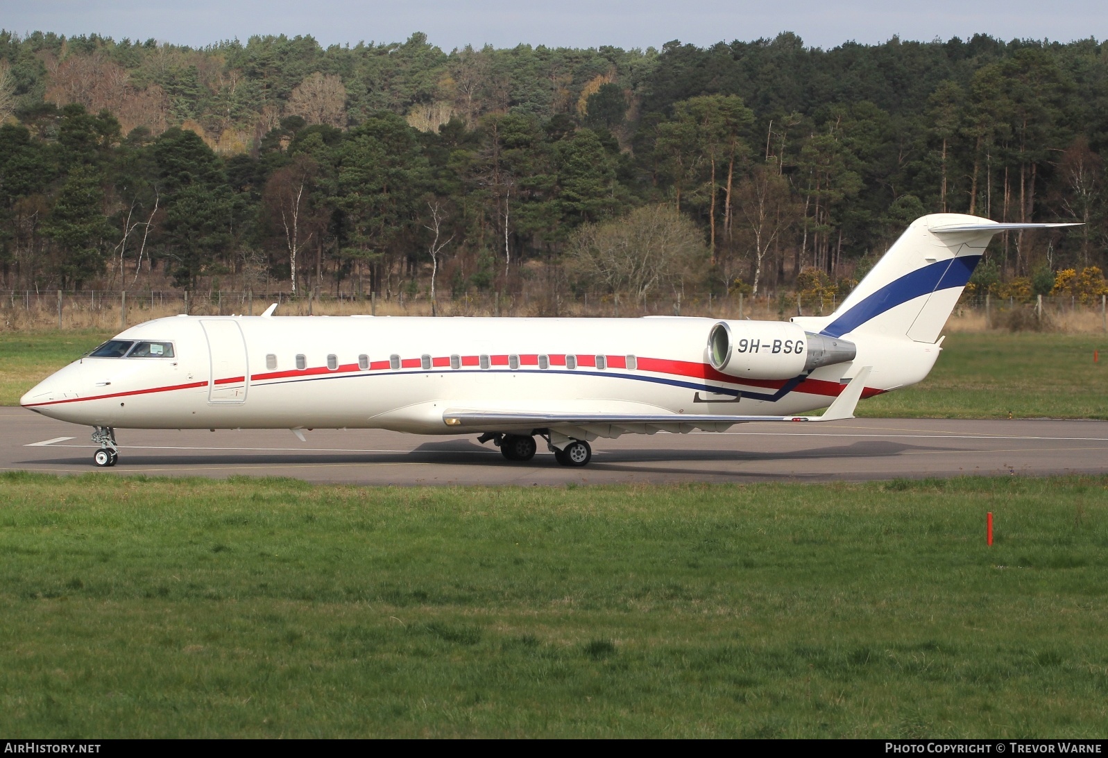 Aircraft Photo of 9H-BSG | Bombardier Challenger 850 (CRJ-200SE/CL-600-2B19) | AirHistory.net #350359