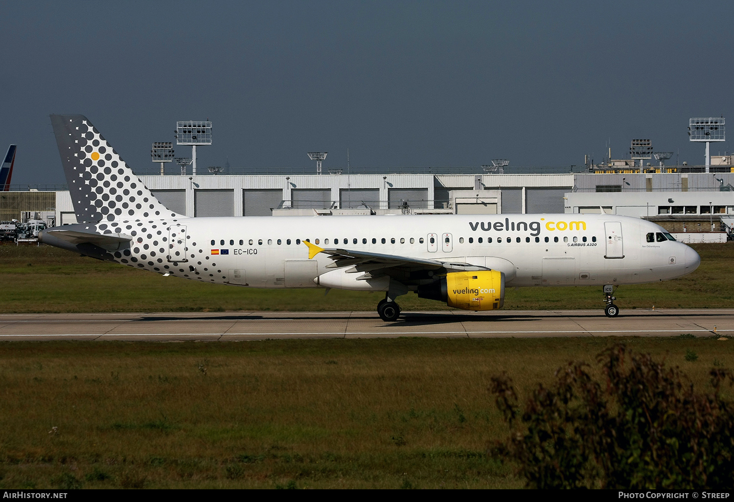 Aircraft Photo of EC-ICQ | Airbus A320-211 | Vueling Airlines | AirHistory.net #350462