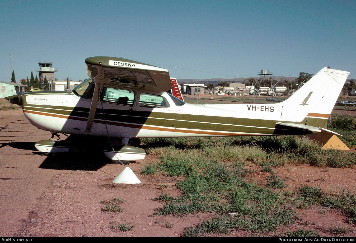 Aircraft Photo of VH-EHS | Cessna 172N Skyhawk | AirHistory.net #350497