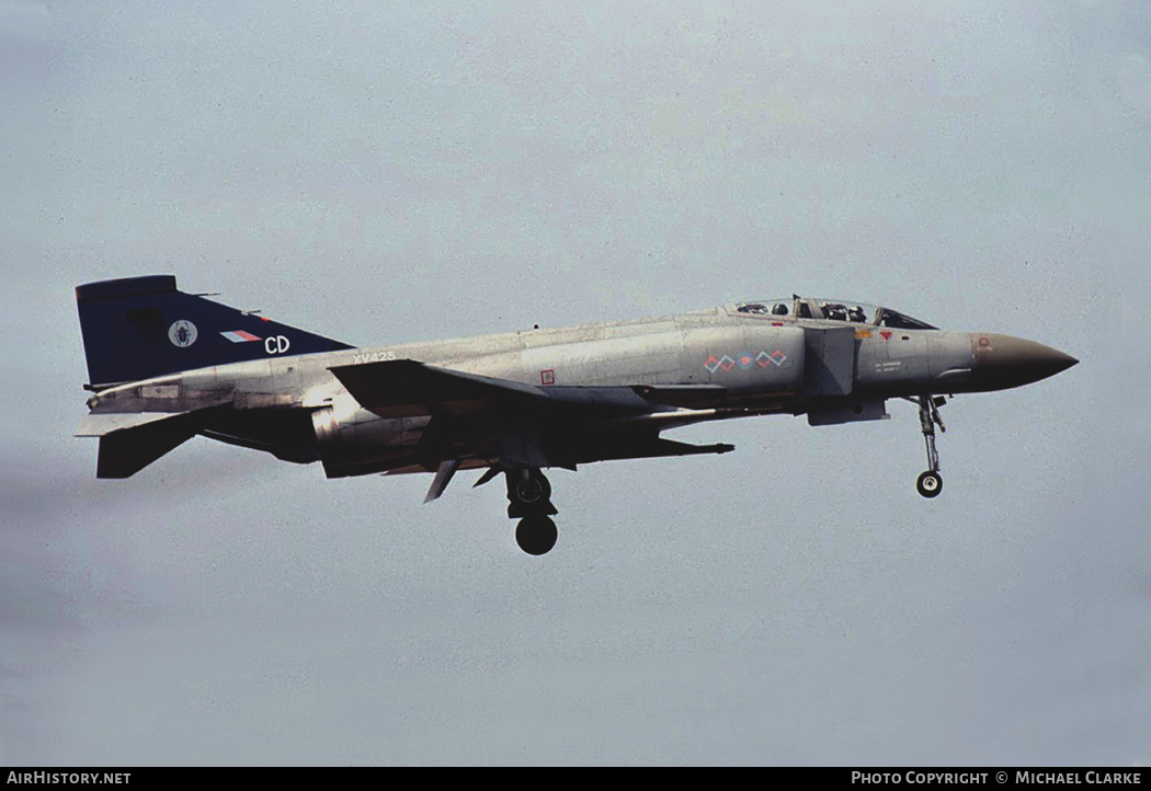 Aircraft Photo of XV425 | McDonnell Douglas F-4M Phantom FGR2 | UK - Air Force | AirHistory.net #350576