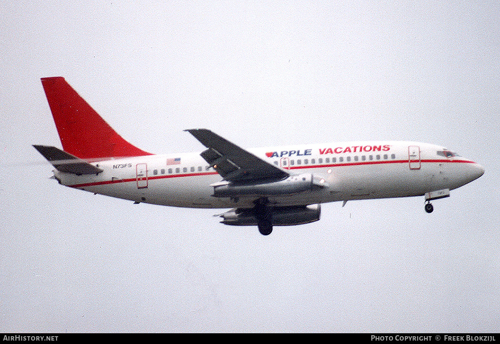 Aircraft Photo of N73FS | Boeing 737-205/Adv | Apple Vacations | AirHistory.net #350587