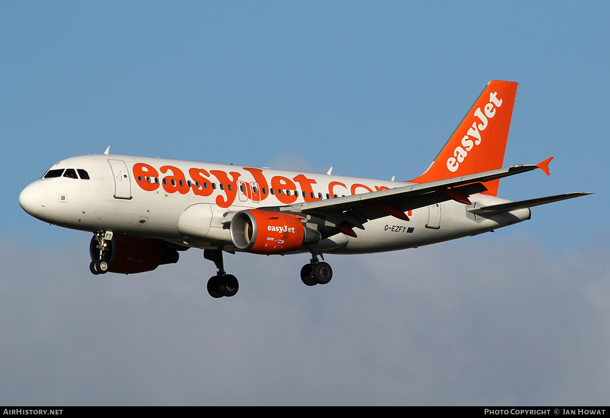 Aircraft Photo of G-EZFY | Airbus A319-111 | EasyJet | AirHistory.net #350639