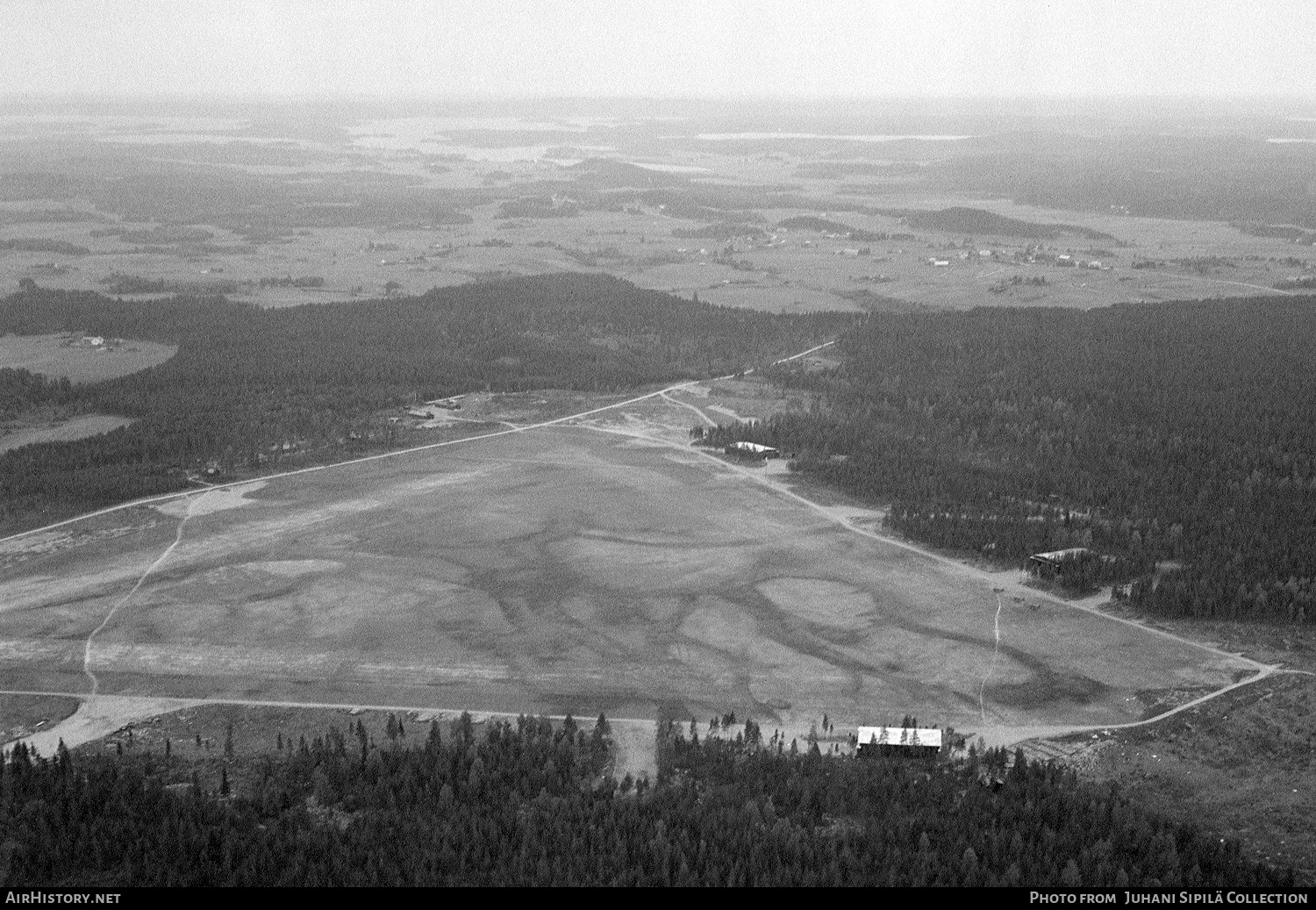 Airport photo of Lahti - Vesivehmaa (EFLA) in Finland | AirHistory.net #350731