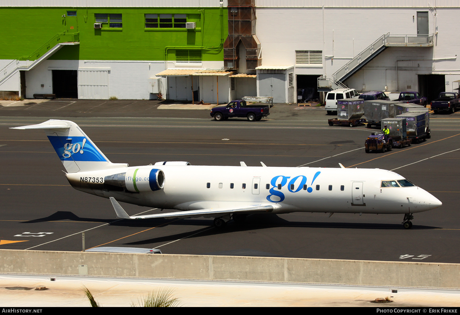 Aircraft Photo of N87353 | Bombardier CRJ-200LR (CL-600-2B19) | Go! | AirHistory.net #350758