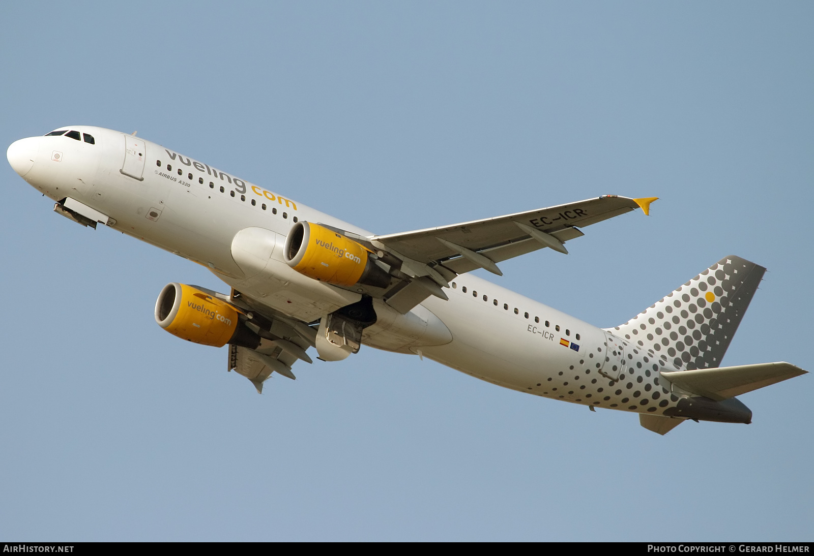 Aircraft Photo of EC-ICR | Airbus A320-211 | Vueling Airlines | AirHistory.net #350840