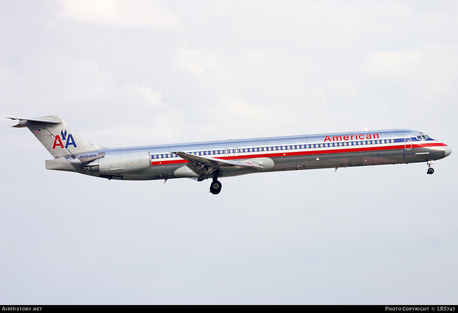 Aircraft Photo of N70401 | McDonnell Douglas MD-82 (DC-9-82) | American Airlines | AirHistory.net #350910