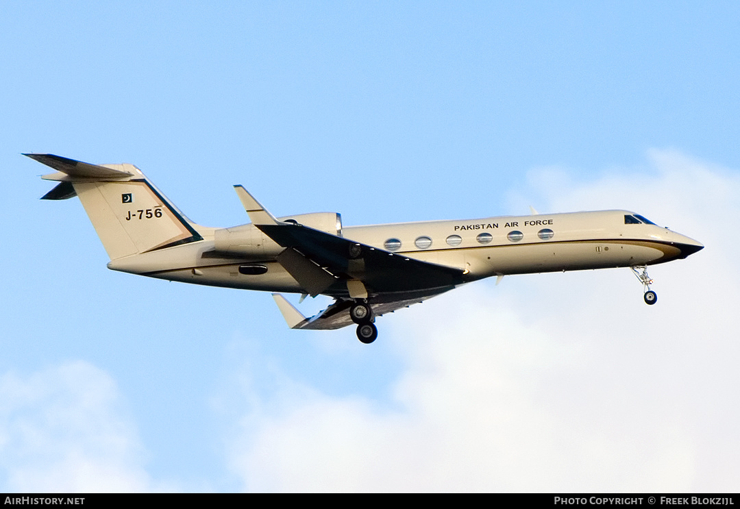 Aircraft Photo of J-756 | Gulfstream Aerospace G-IV-X Gulfstream G450 | Pakistan - Air Force | AirHistory.net #351043