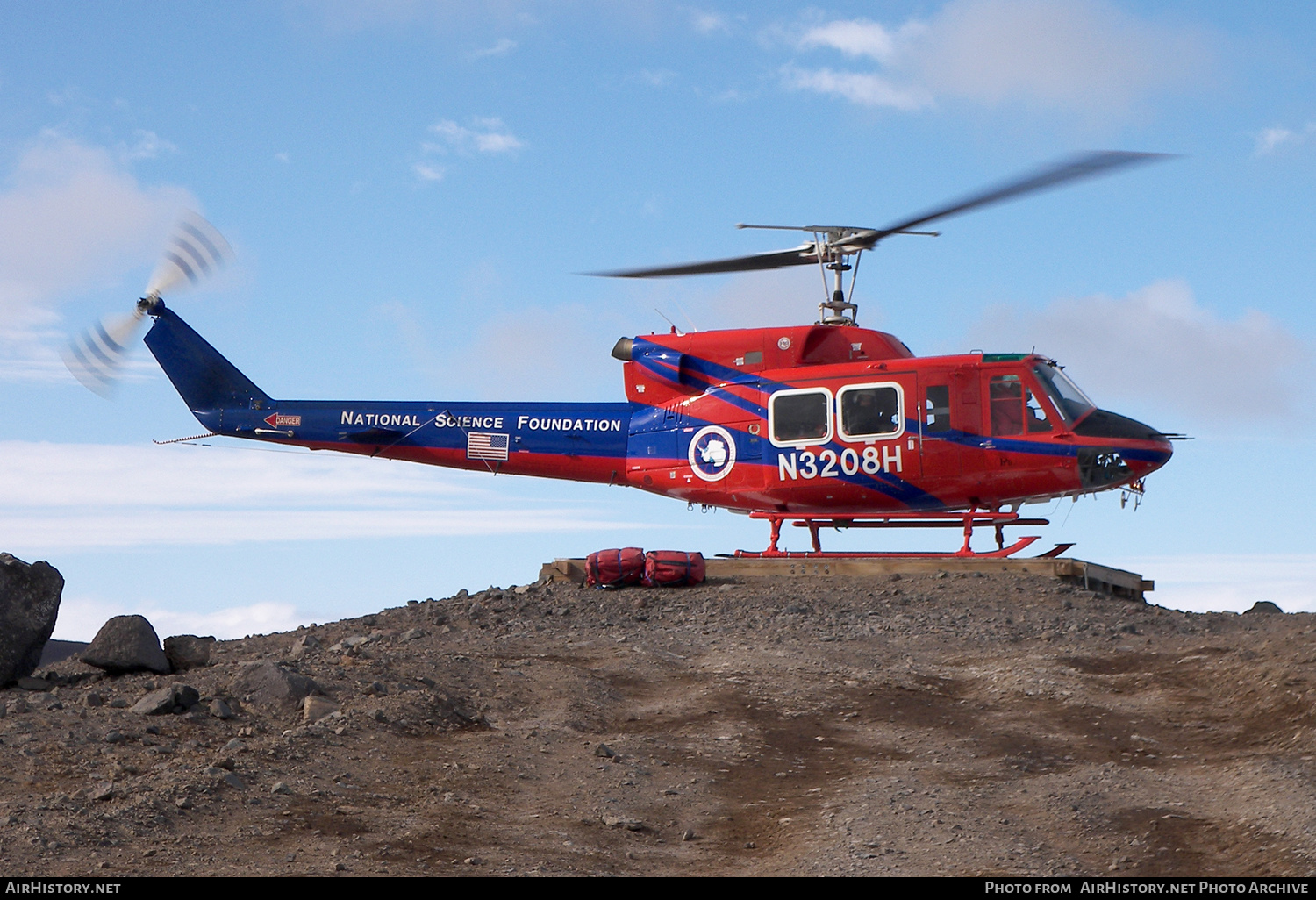 Aircraft Photo of N3208H | Bell 212 Twin Two-Twelve | NSF - National Science Foundation | AirHistory.net #351085