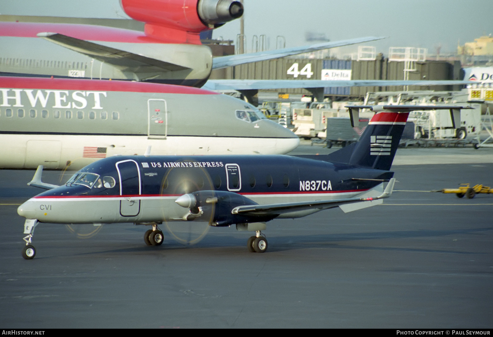 Aircraft Photo of N837CA | Beech 1900D | US Airways Express | AirHistory.net #351143