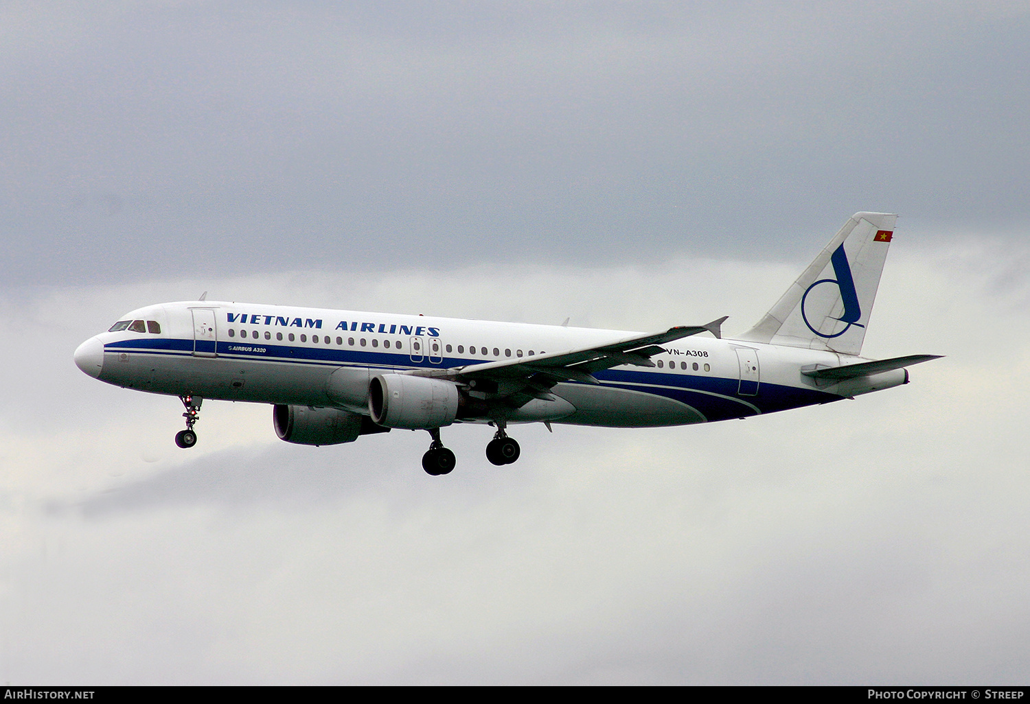 Aircraft Photo of VA-A308 | Airbus A320-214 | Vietnam Airlines | AirHistory.net #351171