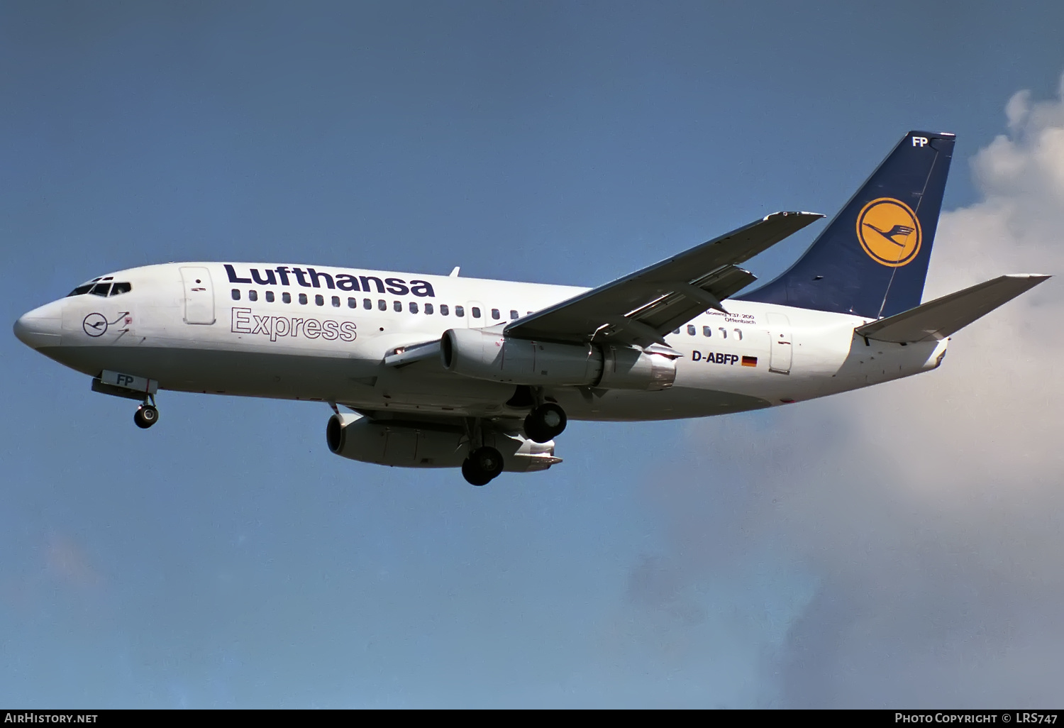 Aircraft Photo of D-ABFP | Boeing 737-230/Adv | Lufthansa Express | AirHistory.net #351176