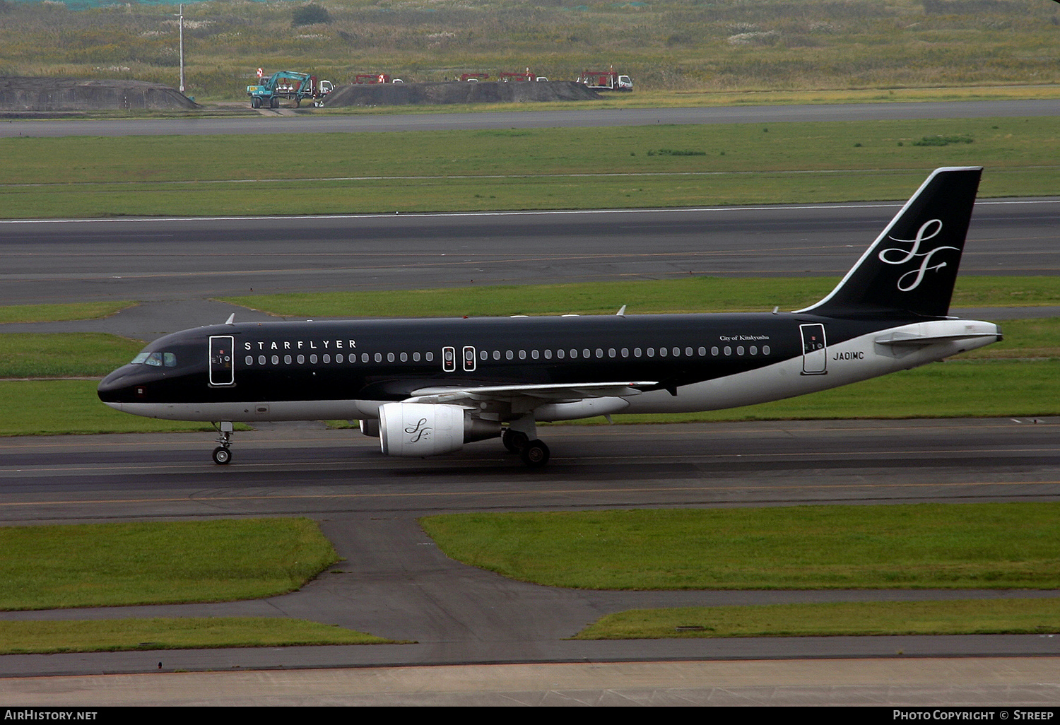 Aircraft Photo of JA01MC | Airbus A320-214 | StarFlyer | AirHistory.net #351182