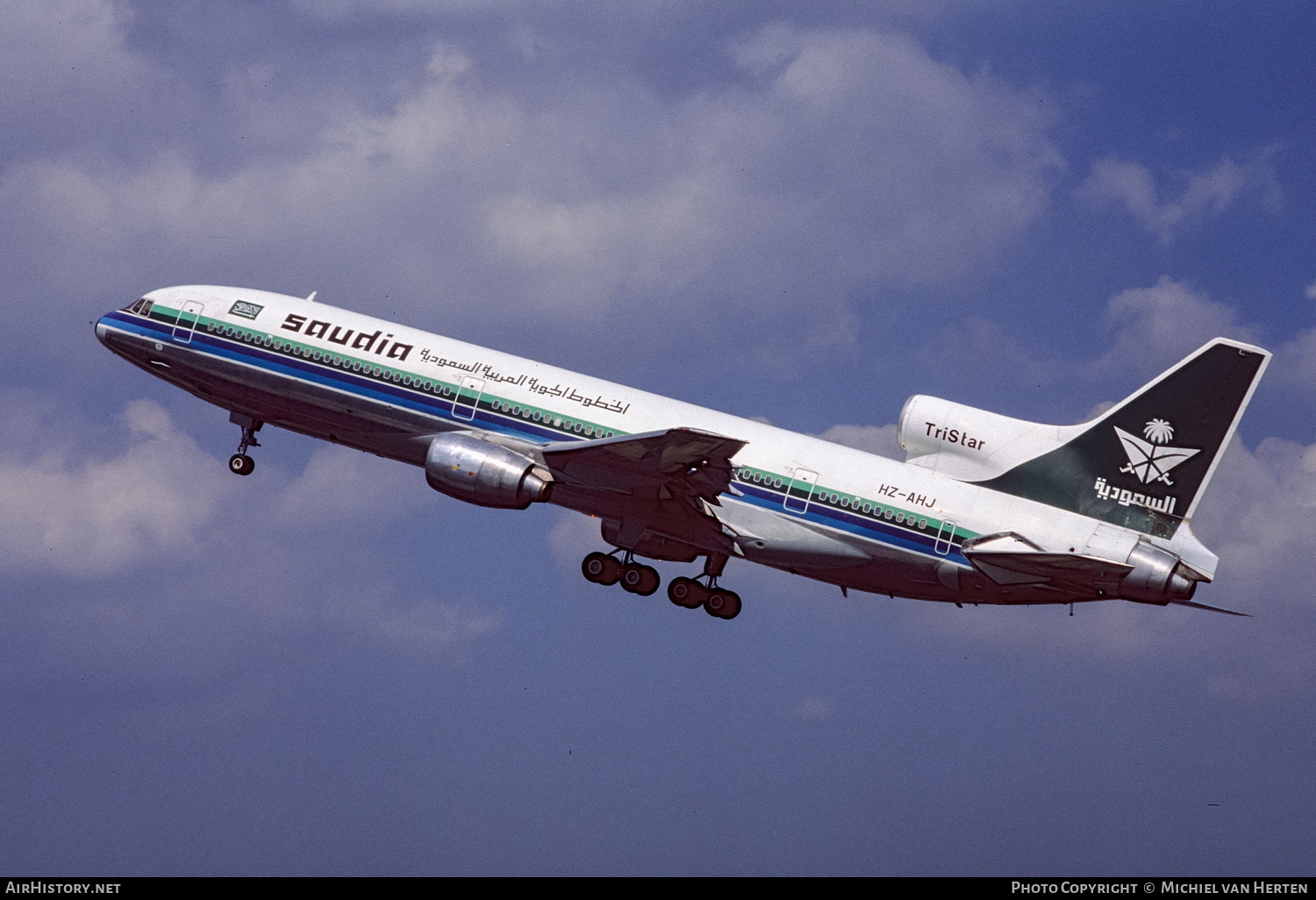 Aircraft Photo of HZ-AHJ | Lockheed L-1011-385-1-15 TriStar 200 | Saudia - Saudi Arabian Airlines | AirHistory.net #351280