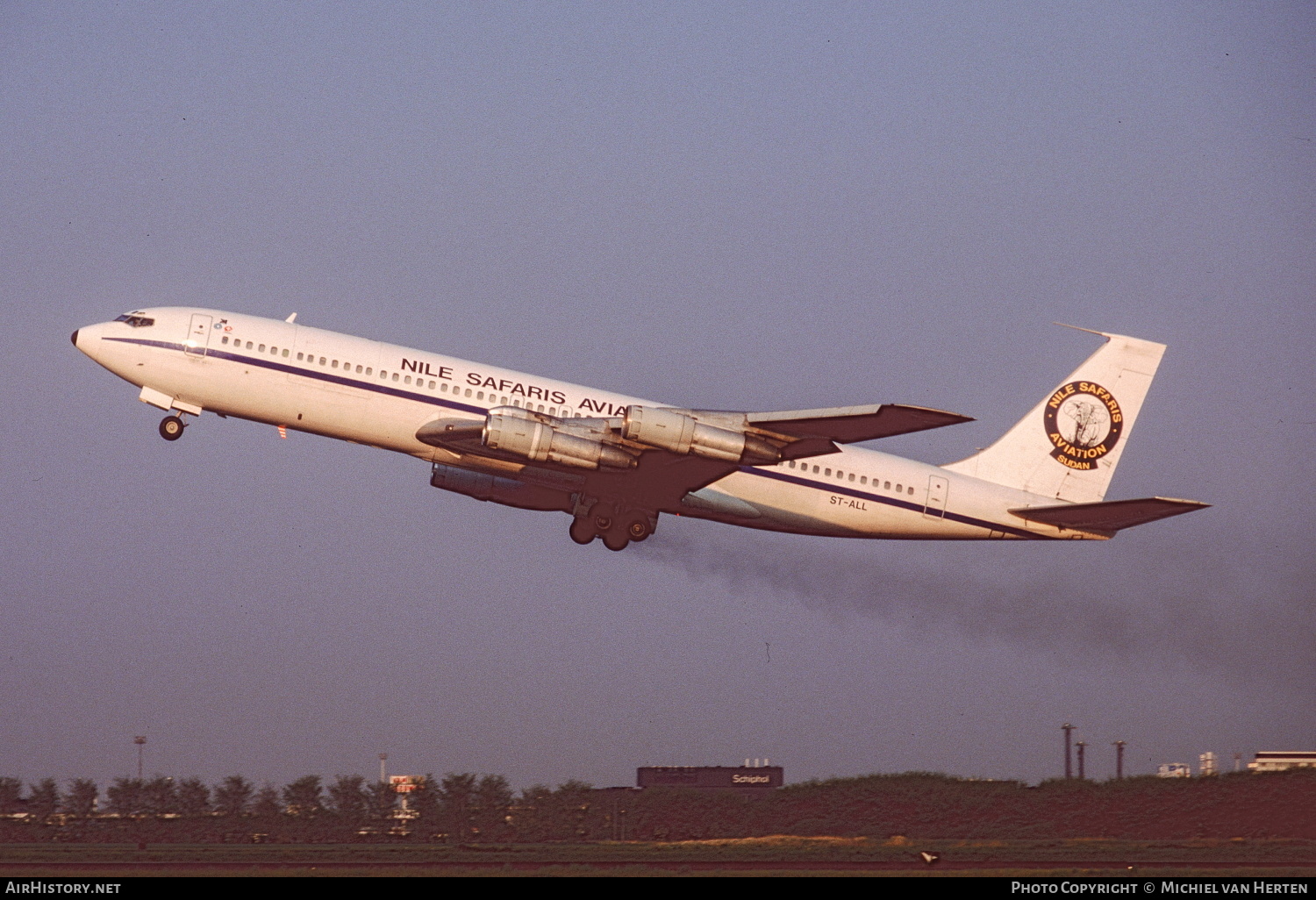 Aircraft Photo of ST-ALL | Boeing 707-338C | Nile Safaris Aviation | AirHistory.net #351282