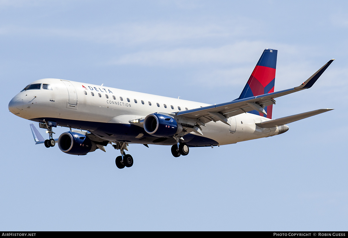 Aircraft Photo of N281SY | Embraer 175LR (ERJ-170-200LR) | Delta Connection | AirHistory.net #351283