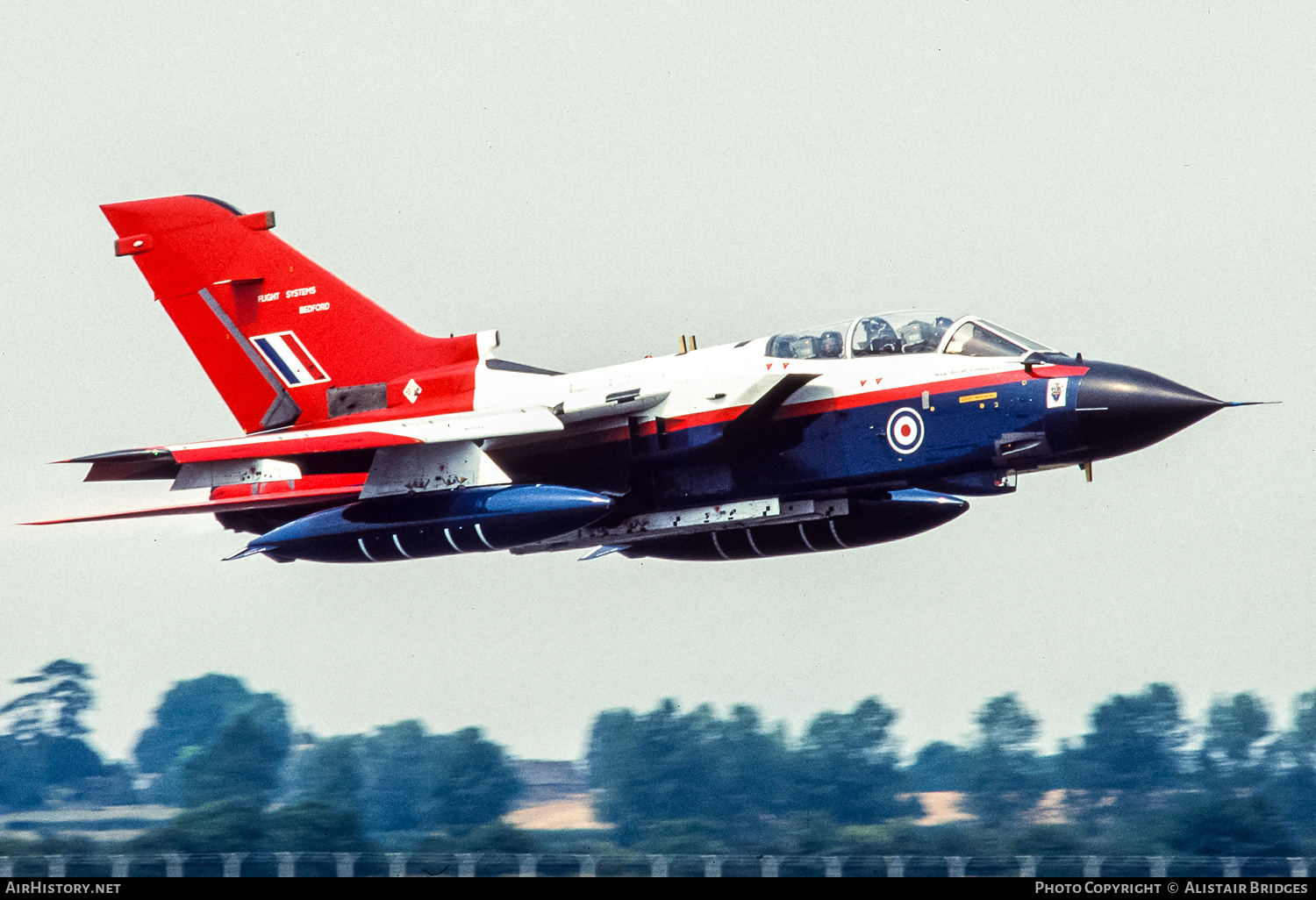 Aircraft Photo of ZA326 | Panavia Tornado GR1P | UK - Air Force | AirHistory.net #351334