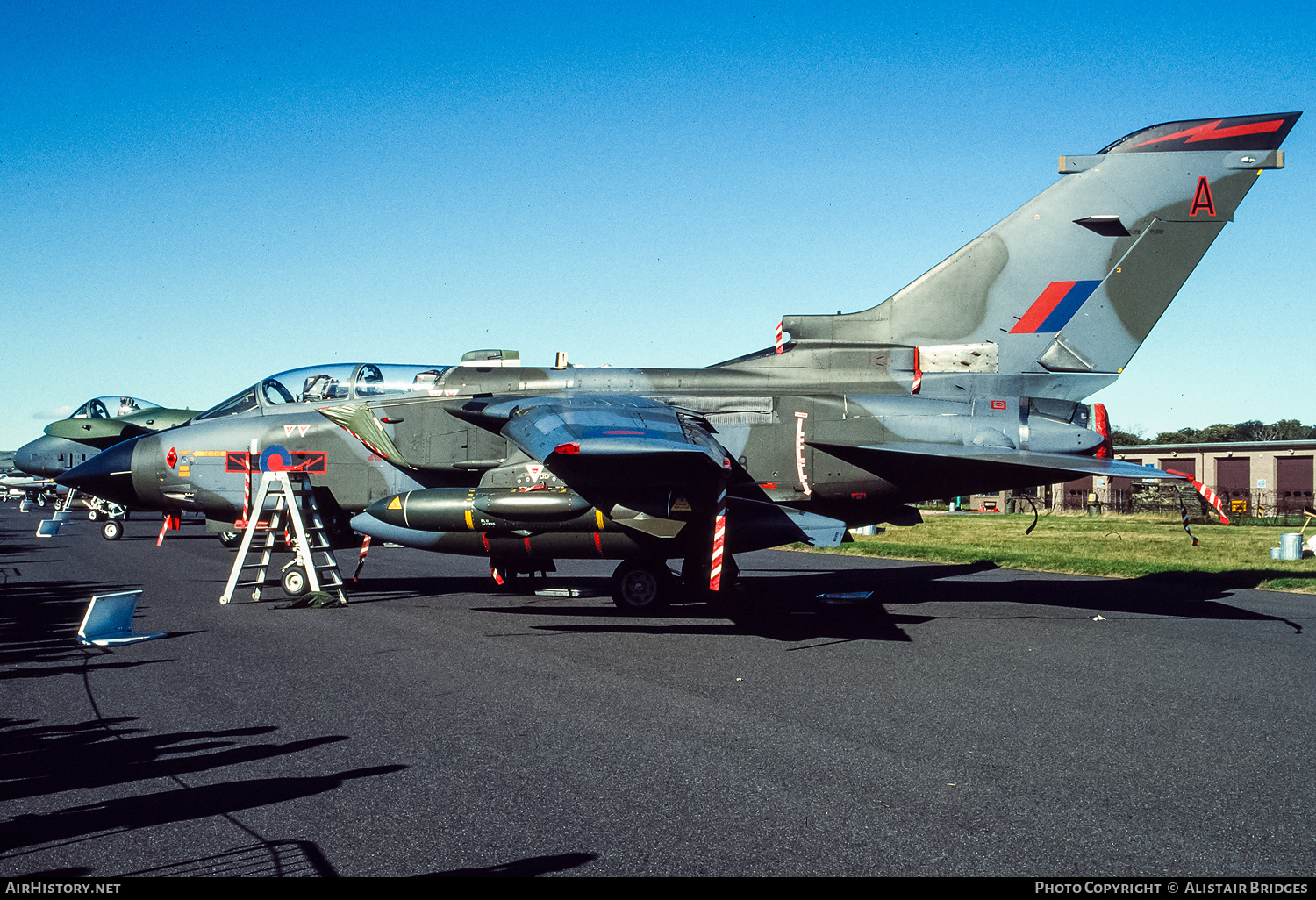 Aircraft Photo of ZA608 | Panavia Tornado GR1 | UK - Air Force | AirHistory.net #351341