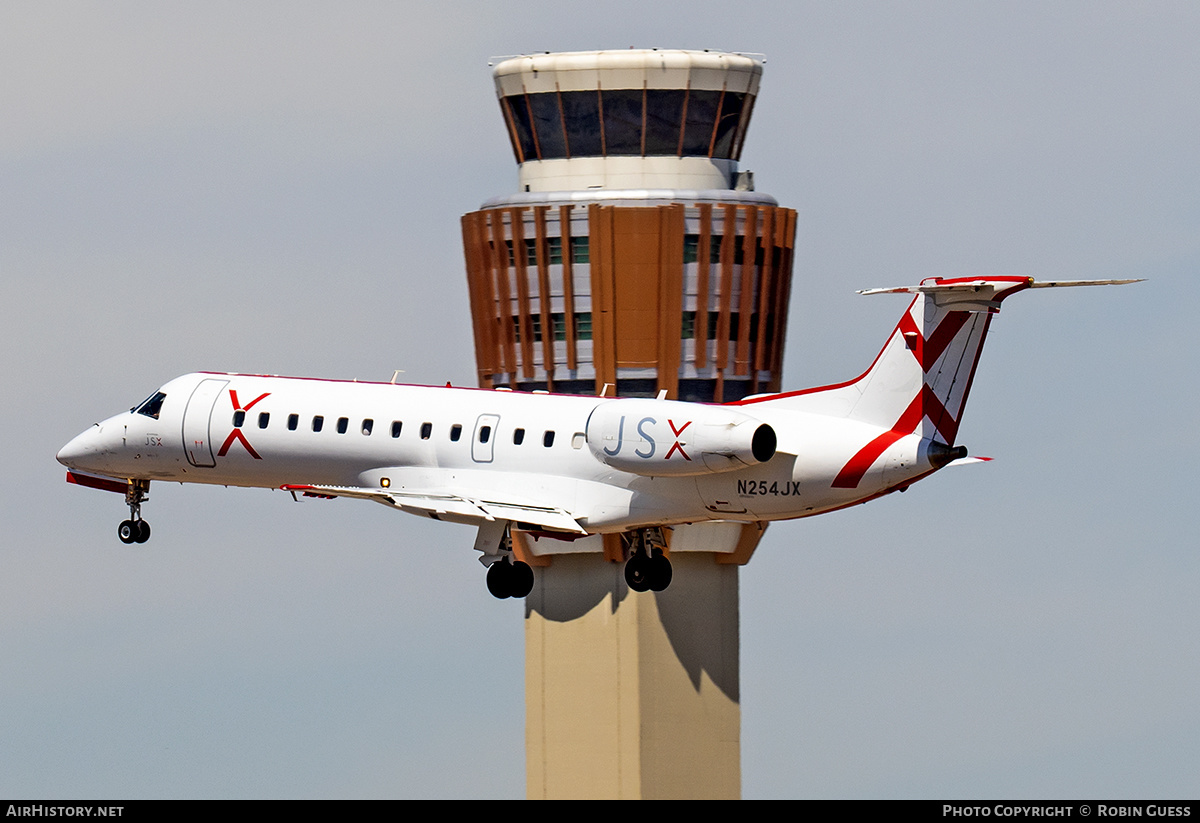 Aircraft Photo of N254JX | Embraer ERJ-135LR (EMB-135LR) | JetSuiteX - JSX | AirHistory.net #351362