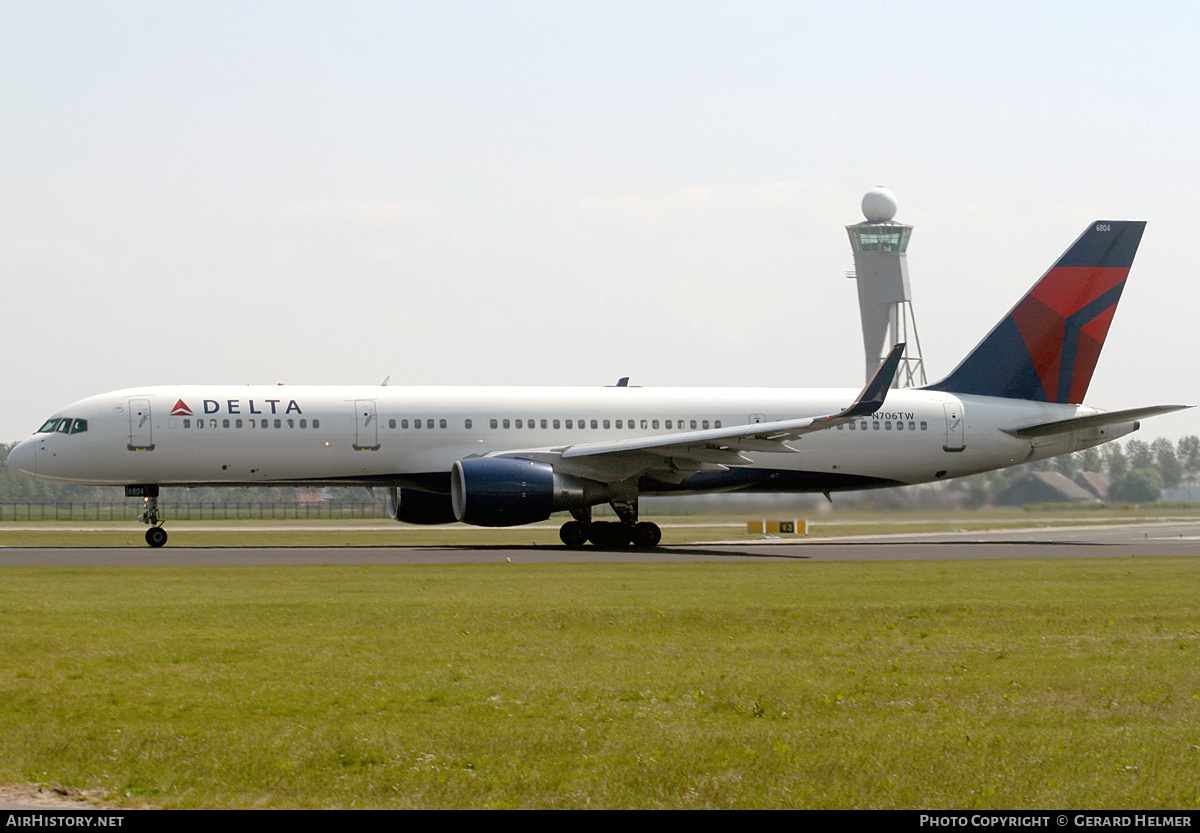 Aircraft Photo of N706TW | Boeing 757-2Q8 | Delta Air Lines | AirHistory.net #351419