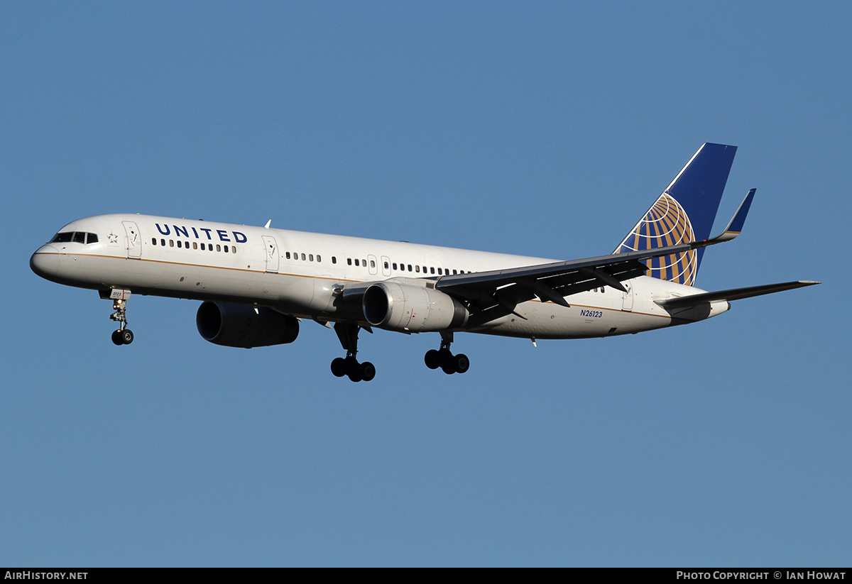 Aircraft Photo of N26123 | Boeing 757-224 | United Airlines | AirHistory.net #351437