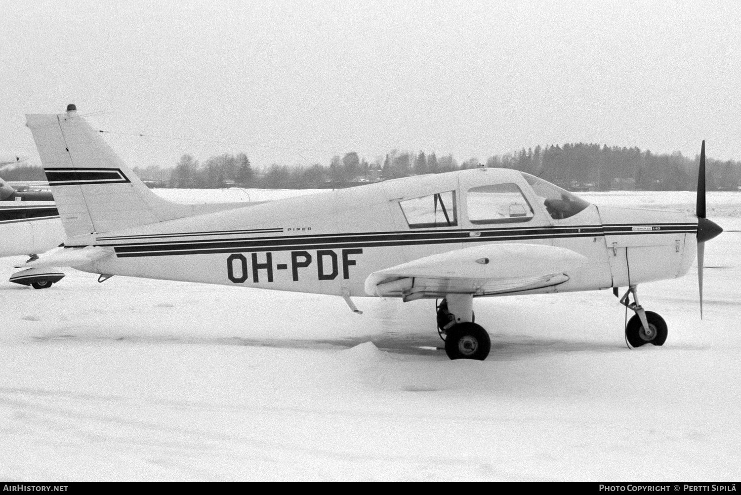 Aircraft Photo of OH-PDF | Piper PA-28-140 Cherokee E | AirHistory.net #351454