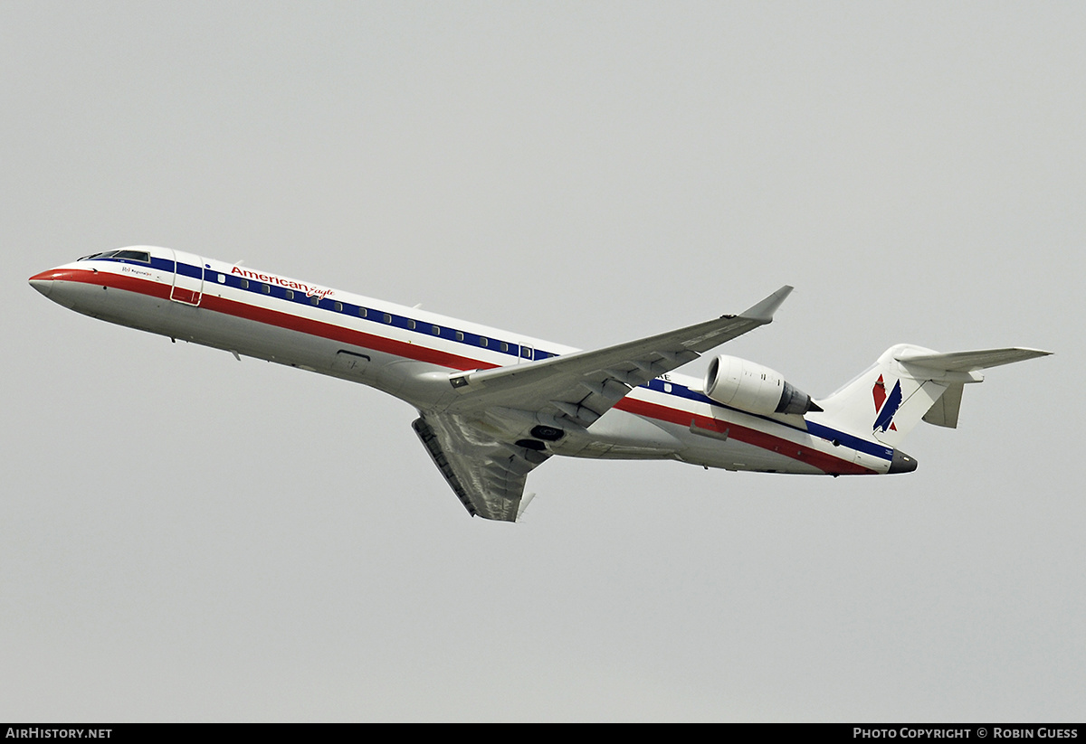 Aircraft Photo of N522AE | Bombardier CRJ-701ER (CL-600-2C10) | American Eagle | AirHistory.net #351574