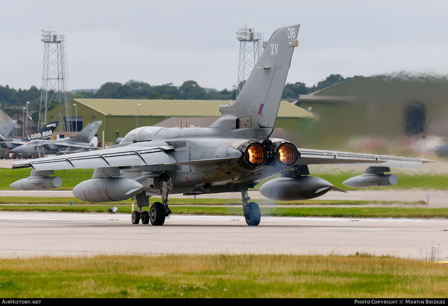 Aircraft Photo of ZA410 | Panavia Tornado GR4(T) | UK - Air Force | AirHistory.net #351583