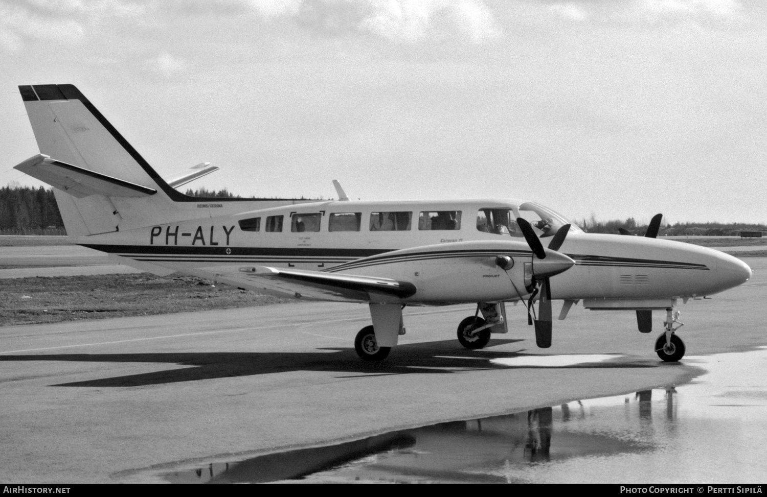 Aircraft Photo of PH-ALY | Reims F406 Caravan II | AirHistory.net #351649
