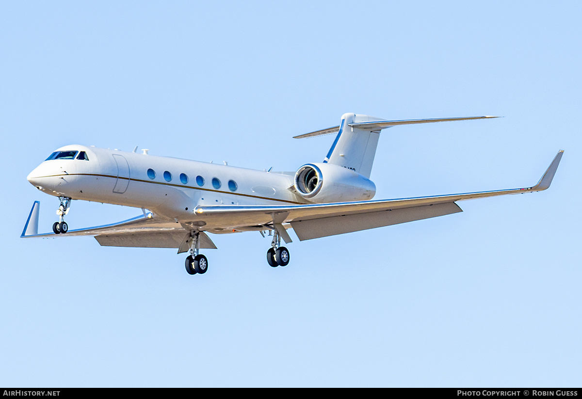 Aircraft Photo of 99-0402 / 90402 | Gulfstream Aerospace C-37A Gulfstream V (G-V) | USA - Air Force | AirHistory.net #351738