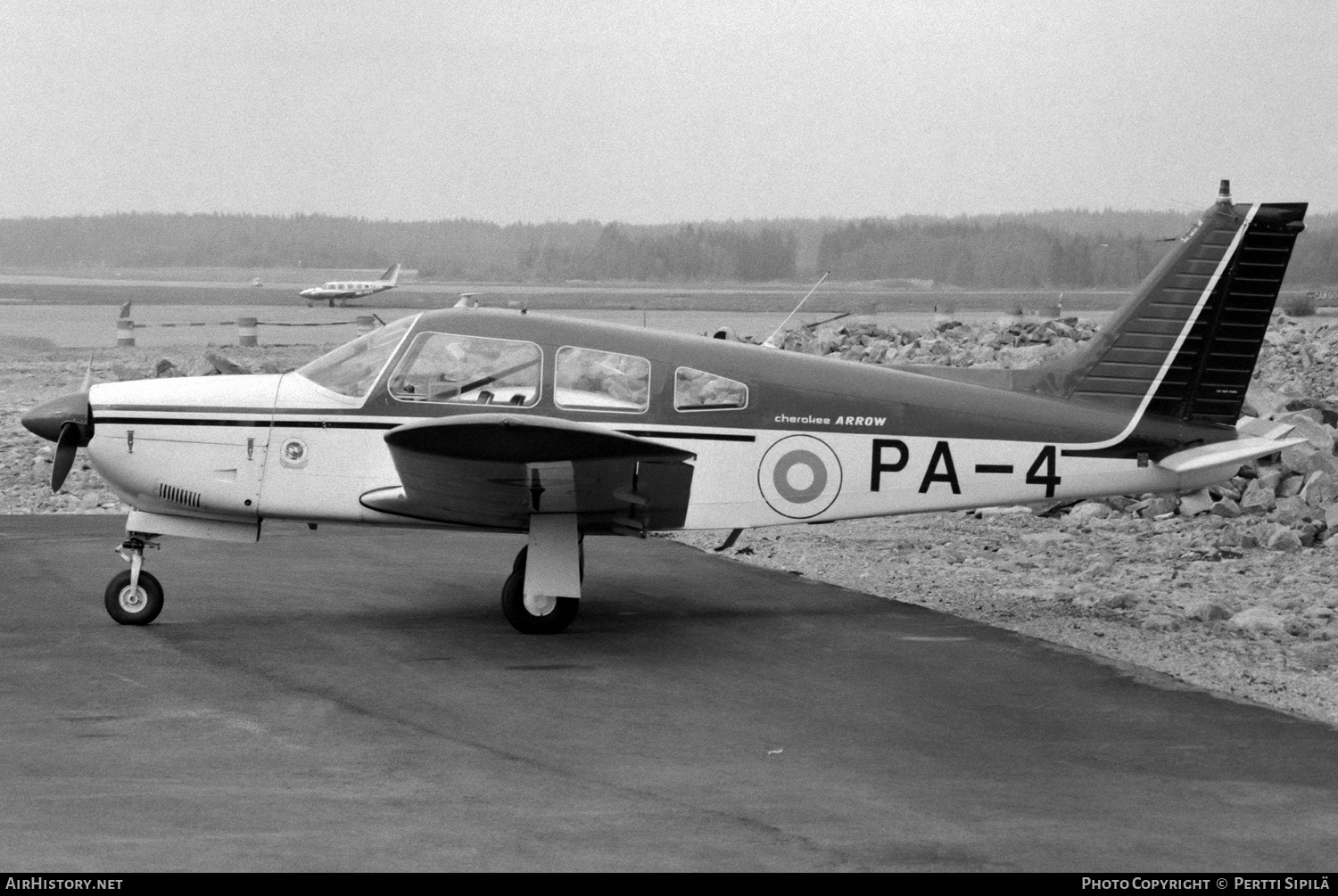 Aircraft Photo of PA-4 | Piper PA-28R-200 Cherokee Arrow II | Finland - Air Force | AirHistory.net #351787