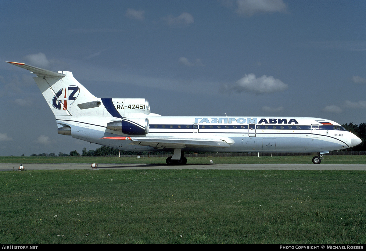 Aircraft Photo of RA-42451 | Yakovlev Yak-42D | Gazpromavia | AirHistory.net #351925