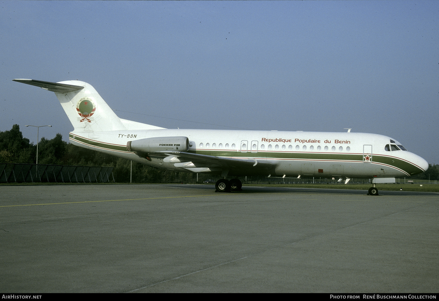 Aircraft Photo of TY-BBN | Fokker F28-4000 Fellowship | République Populaire du Bénin | AirHistory.net #351972