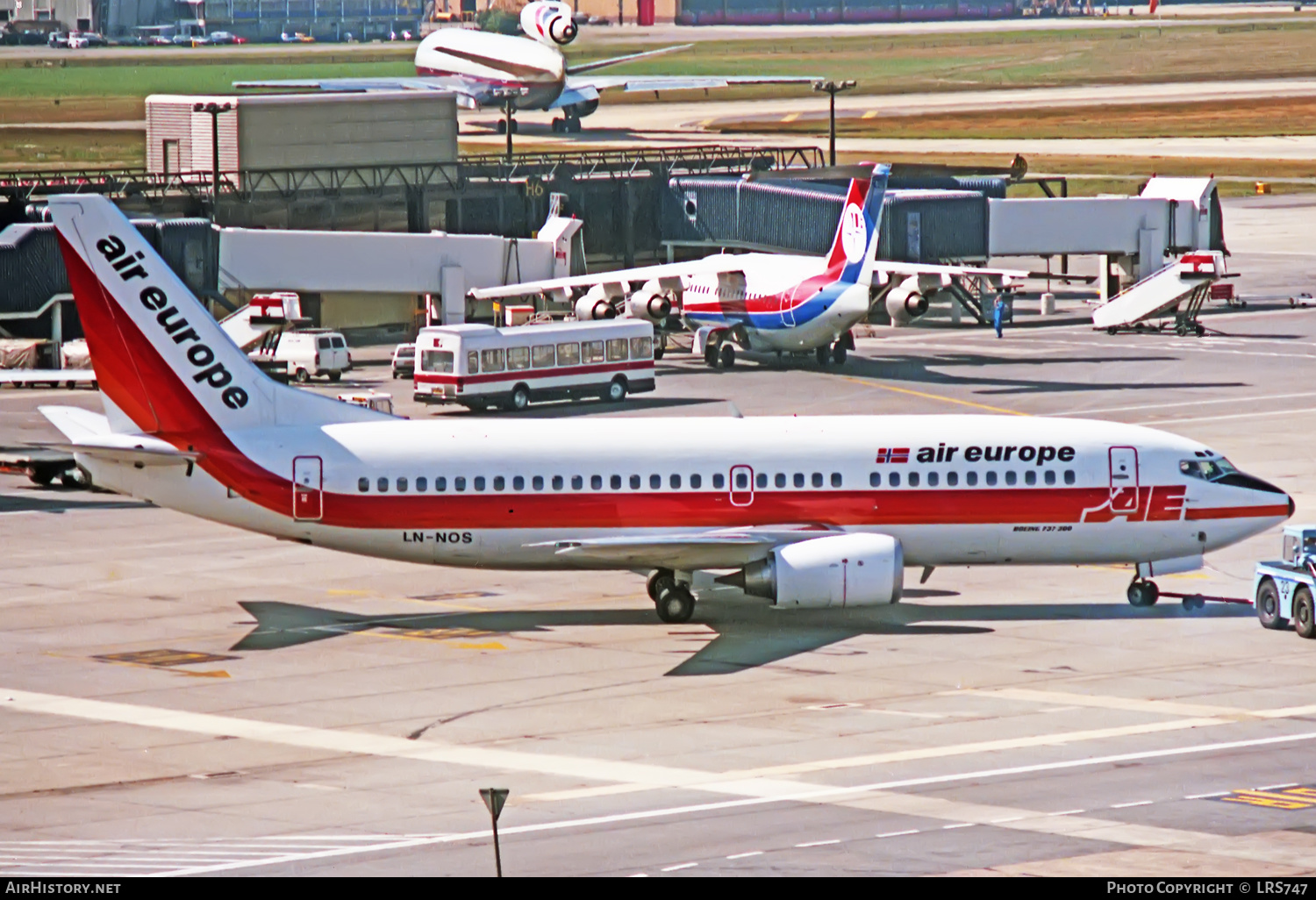 Aircraft Photo of LN-NOS | Boeing 737-33A | Air Europe | AirHistory.net #351976