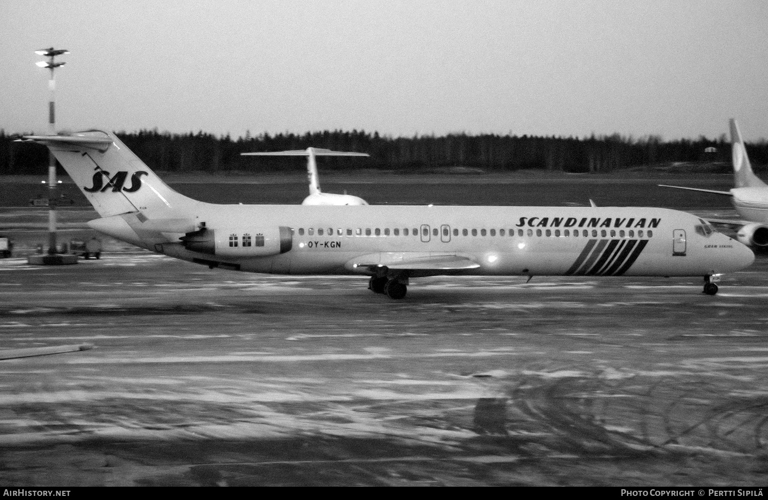 Aircraft Photo of OY-KGN | McDonnell Douglas DC-9-41 | Scandinavian Airlines - SAS | AirHistory.net #352037