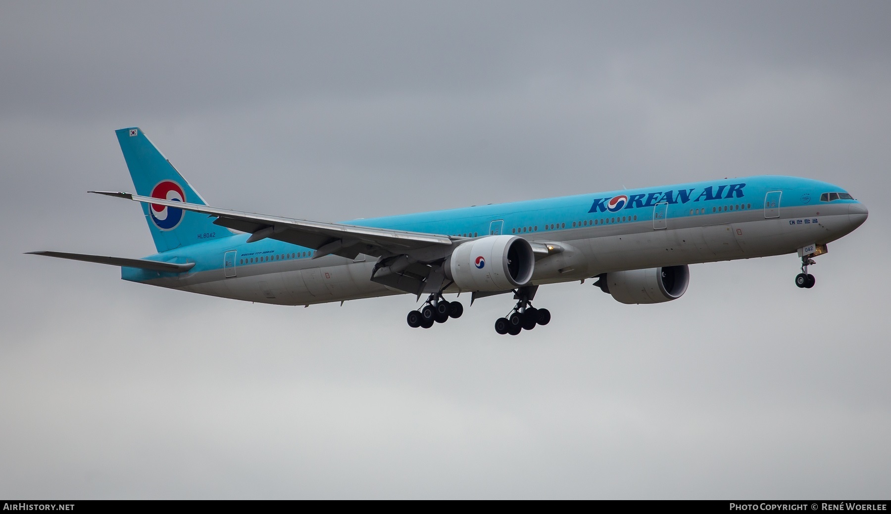 Aircraft Photo of HL8042 | Boeing 777-3B5/ER | Korean Air | AirHistory.net #352066